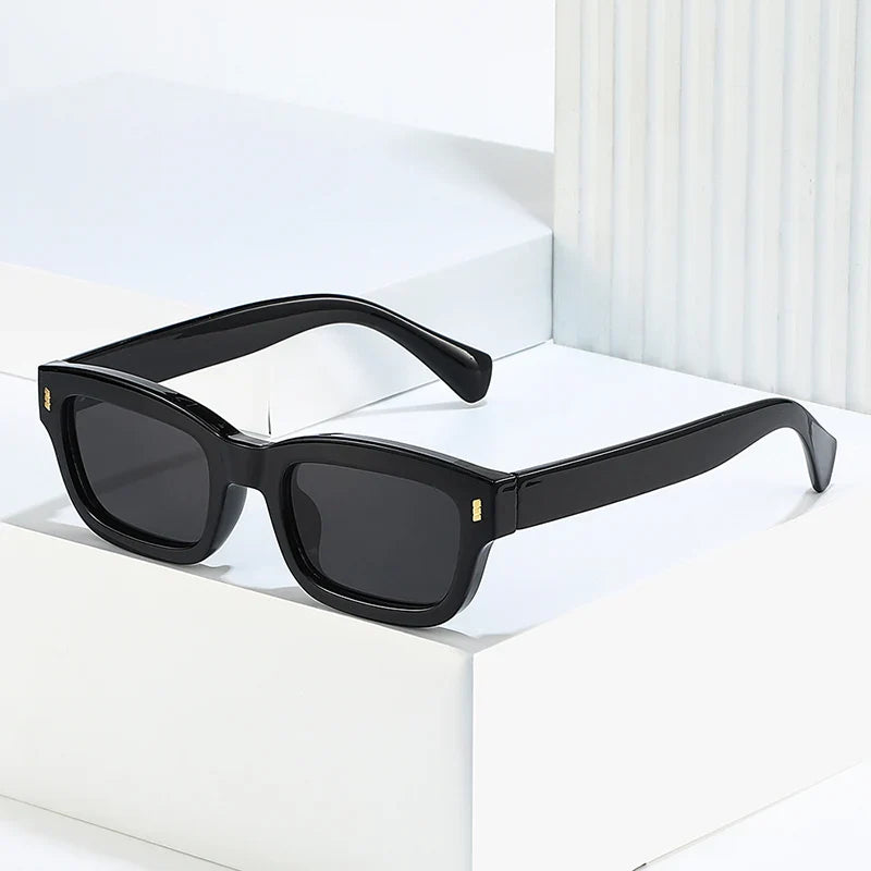 Kompakte Square Sonnenbrille – UV400