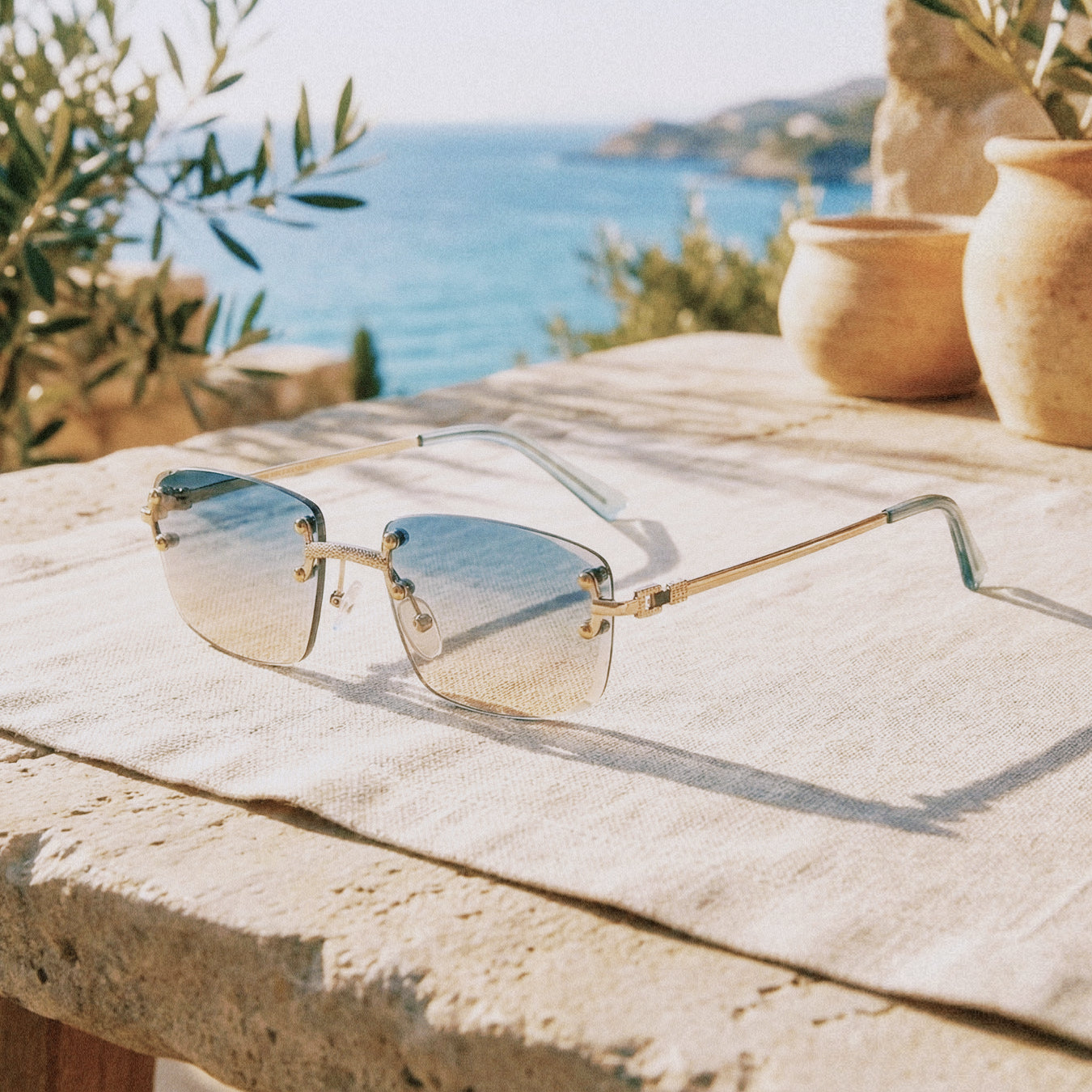 VÉLARO™ - Riviera Edition